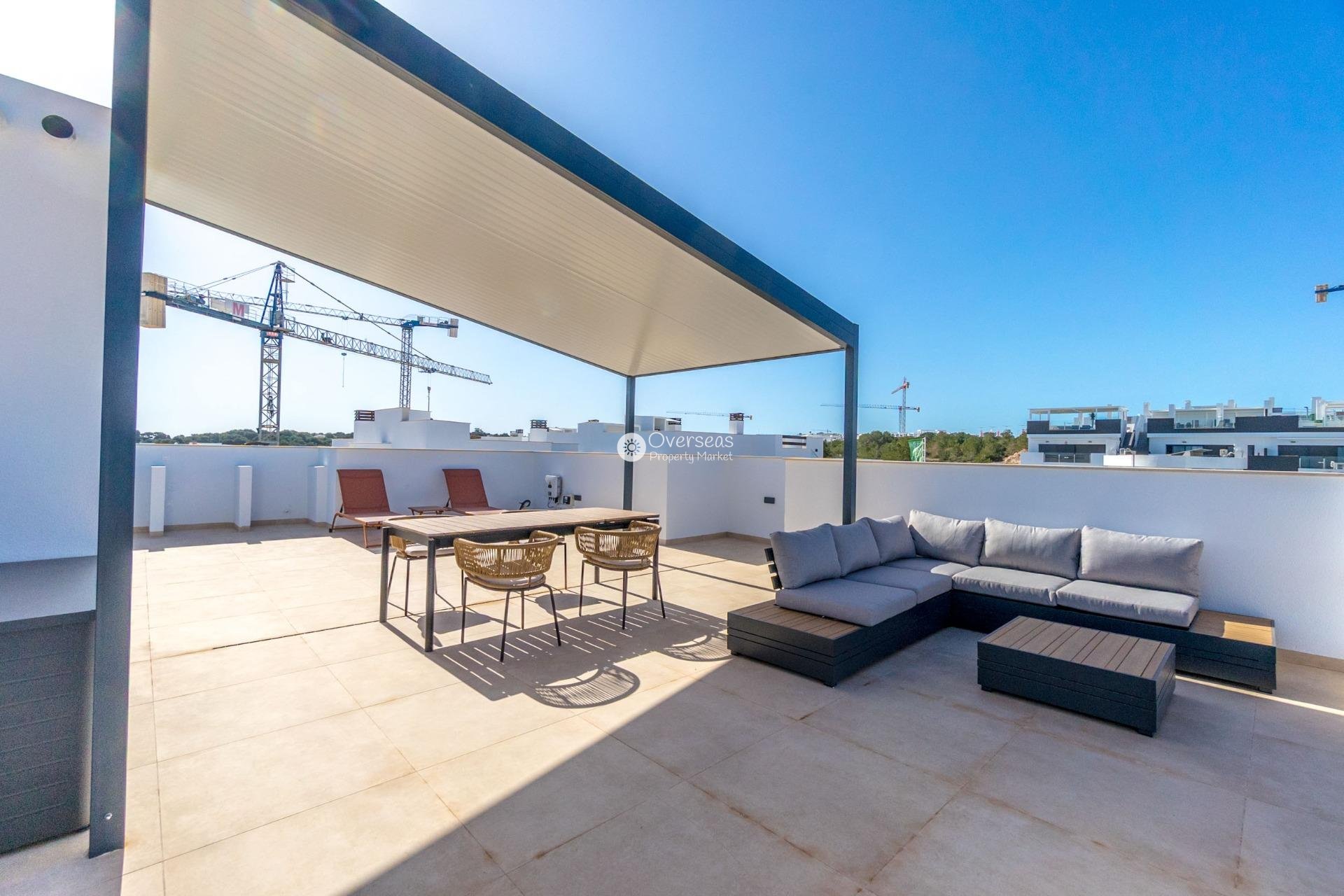 Nowy budynek - Top Floor Bungalow -
Torrevieja