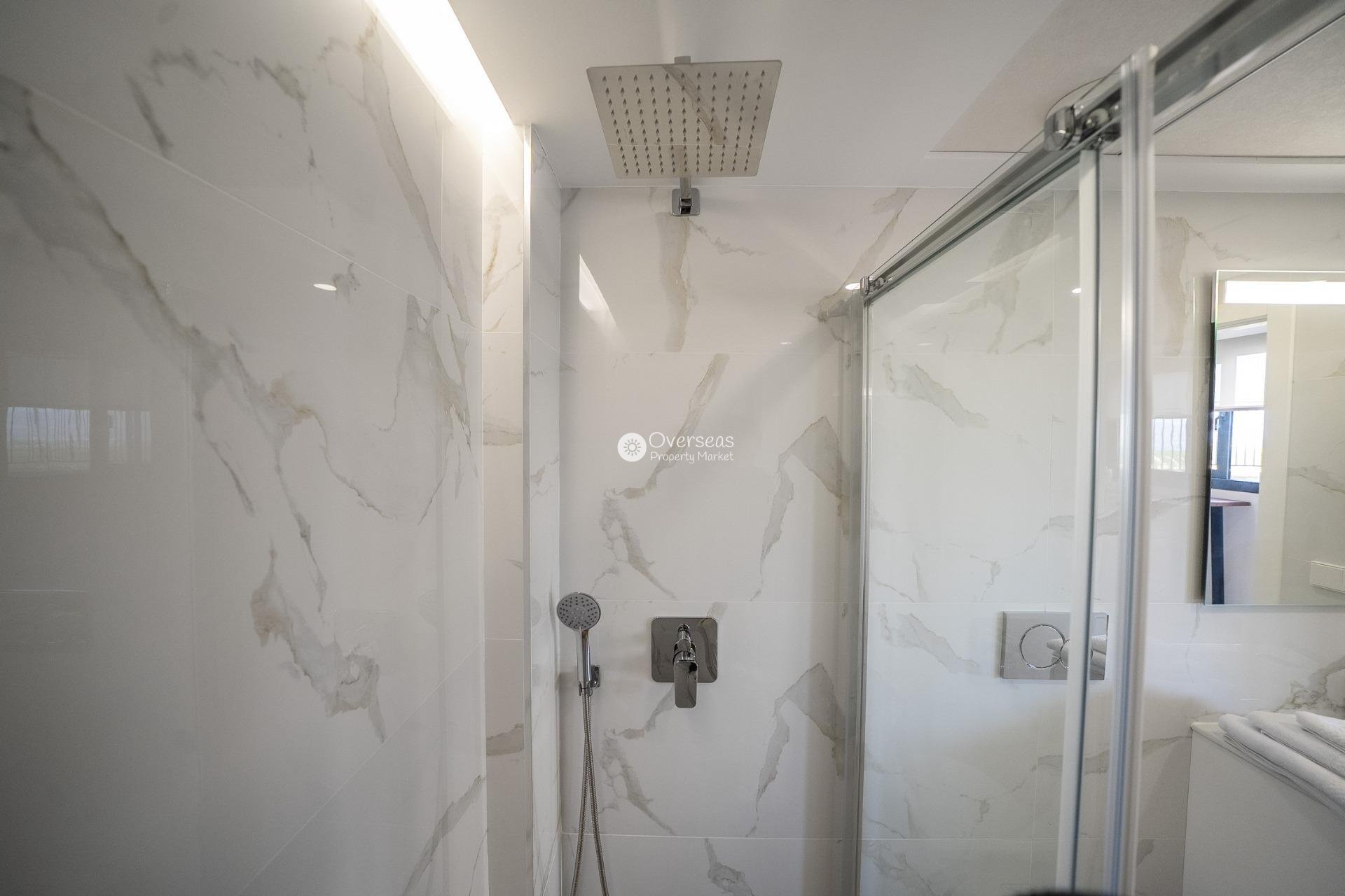 Nowy budynek - Villa -
Algorfa