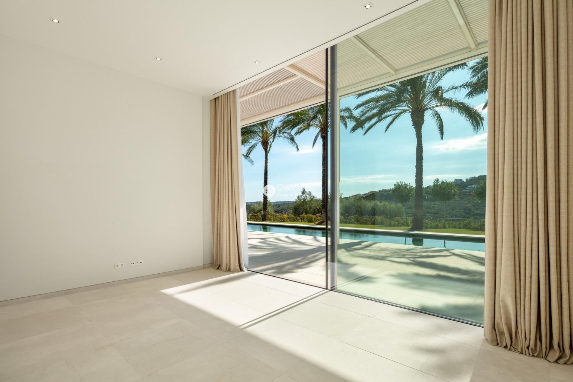 Nowy budynek - Villa -
Casares - Pedregales