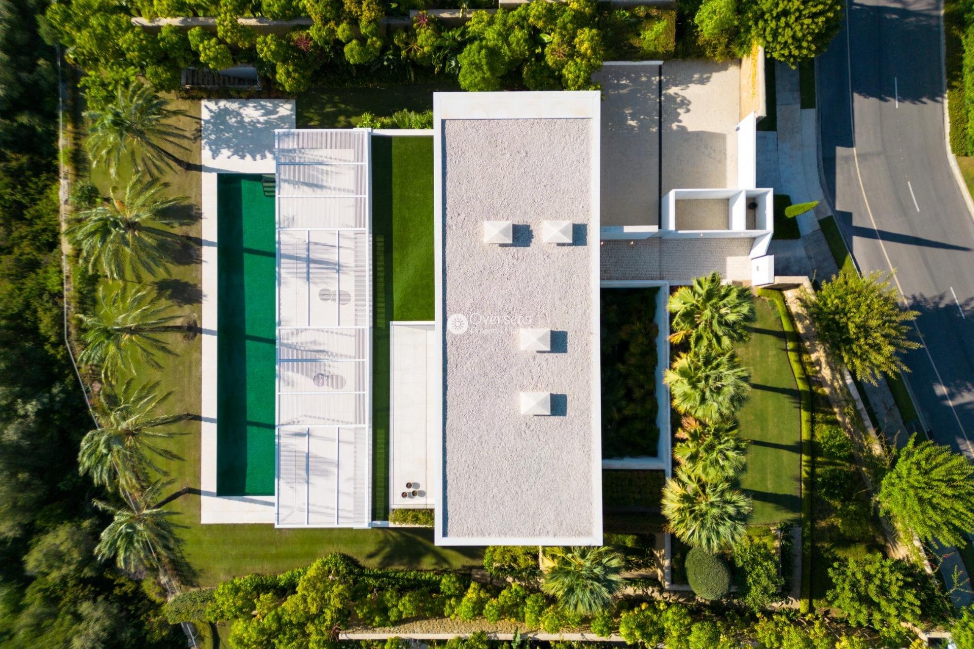 Nowy budynek - Villa -
Casares - Pedregales