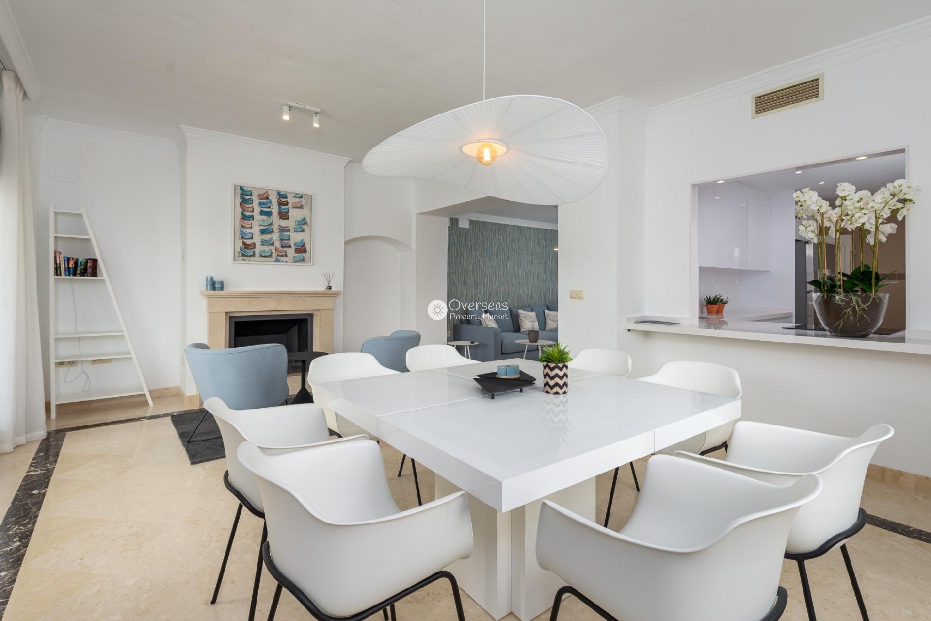 Nowy budynek - Villa -
Estepona