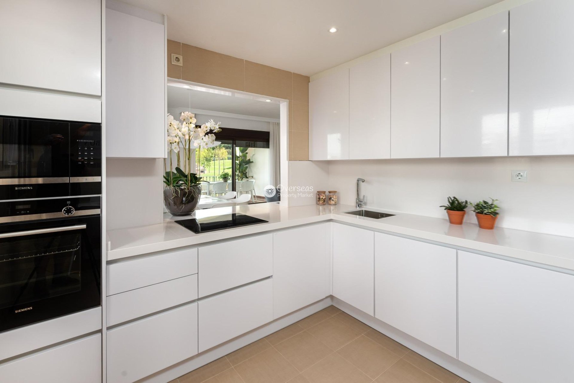 Nowy budynek - Villa -
Estepona