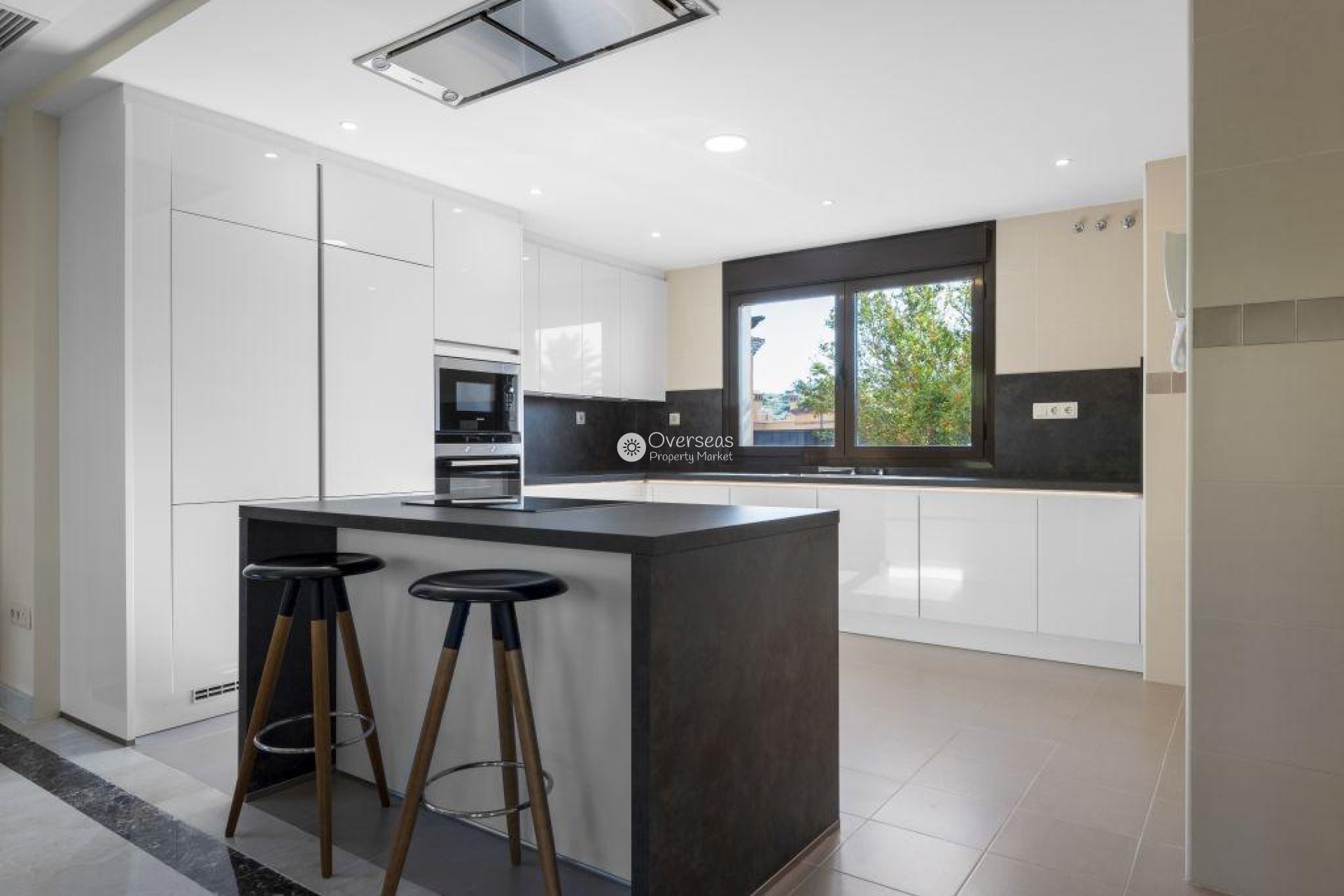 Nowy budynek - Villa -
Estepona