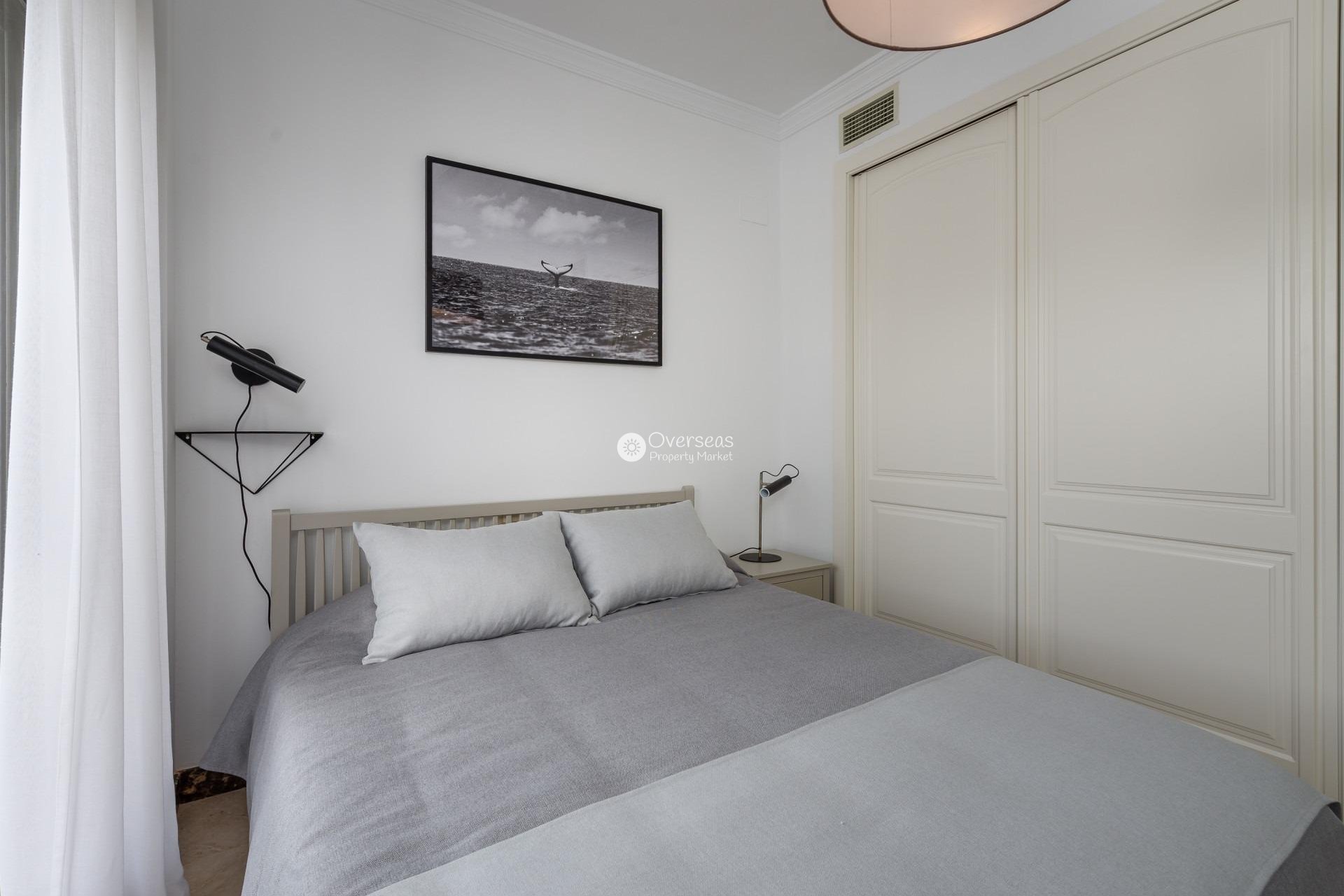 Nowy budynek - Villa -
Estepona