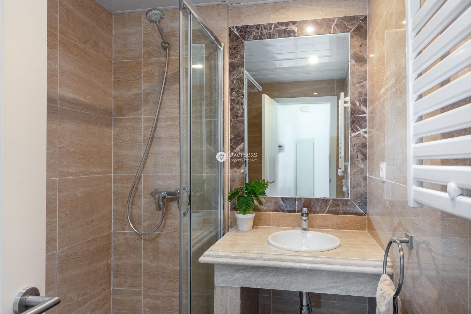 Nowy budynek - Villa -
Estepona