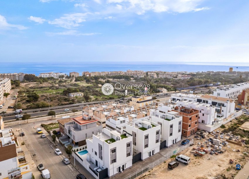 Nowy budynek - Villa -
Guardamar del Segura - Els Secans