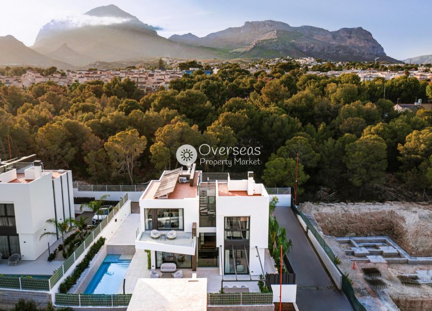 Nowy budynek - Villa -
La Nucía - Coblanca