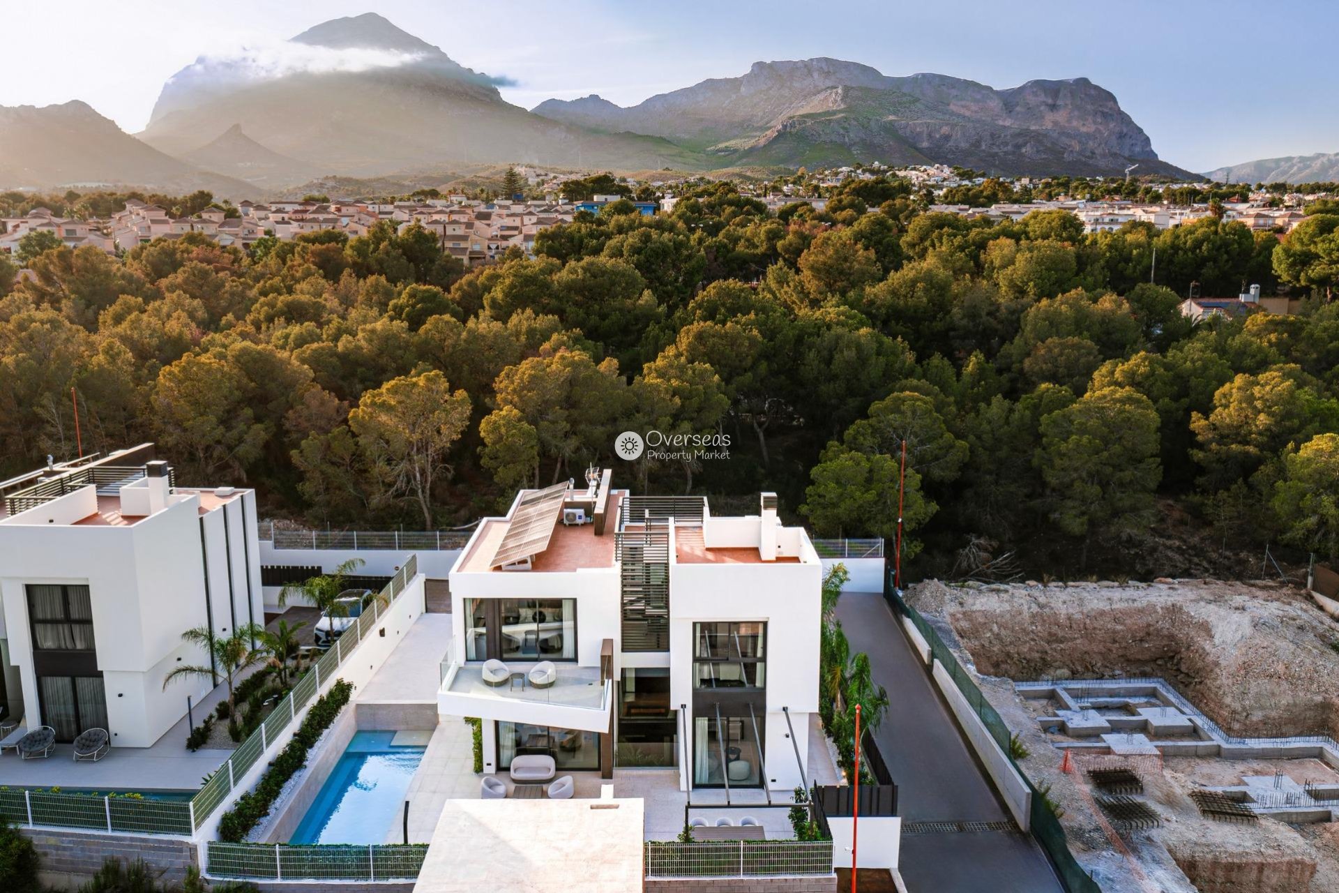 Nowy budynek - Villa -
La Nucía - Coblanca