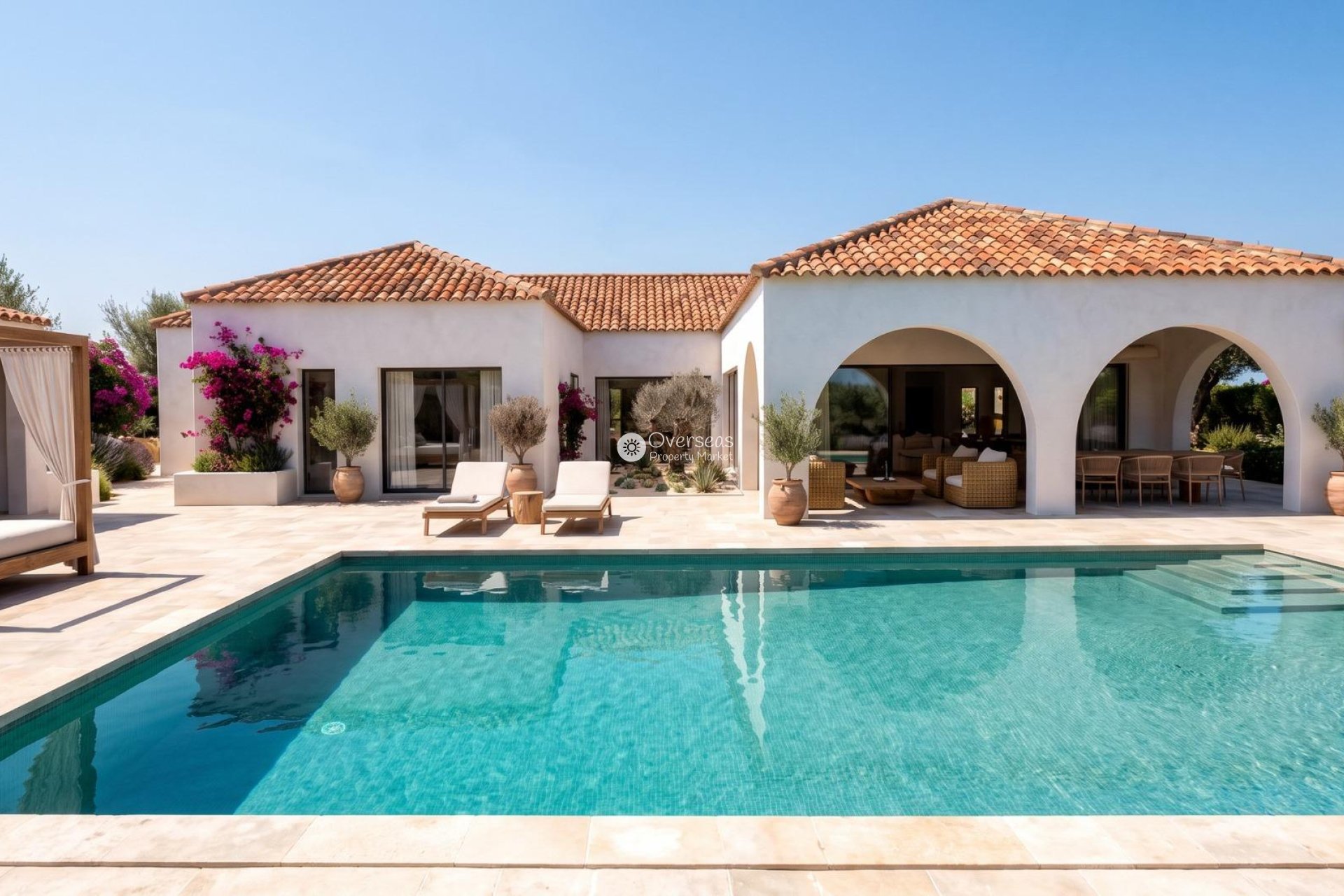 Nowy budynek - Villa -
La Romana