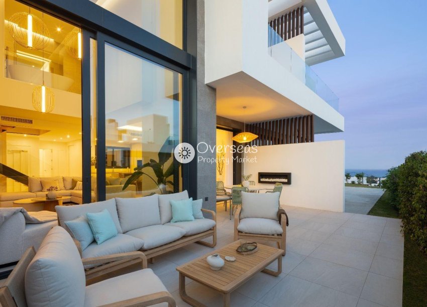 Nowy budynek - Villa -
Marbella