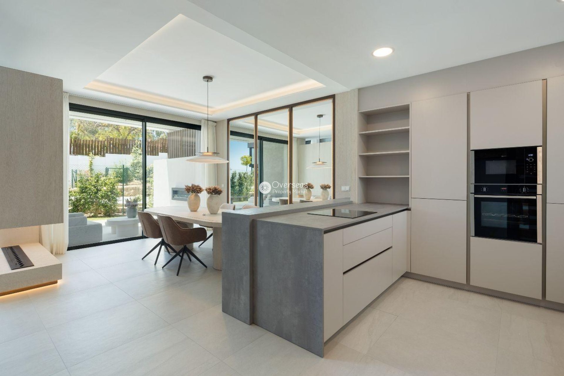 Nowy budynek - Villa -
Marbella