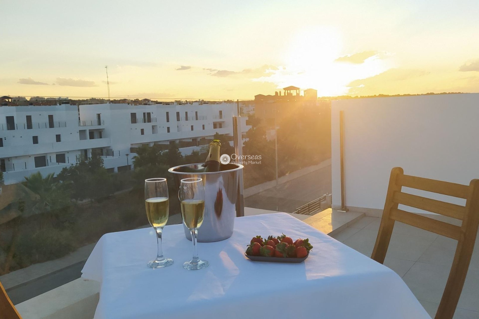 Nowy budynek - Villa -
Orihuela Costa