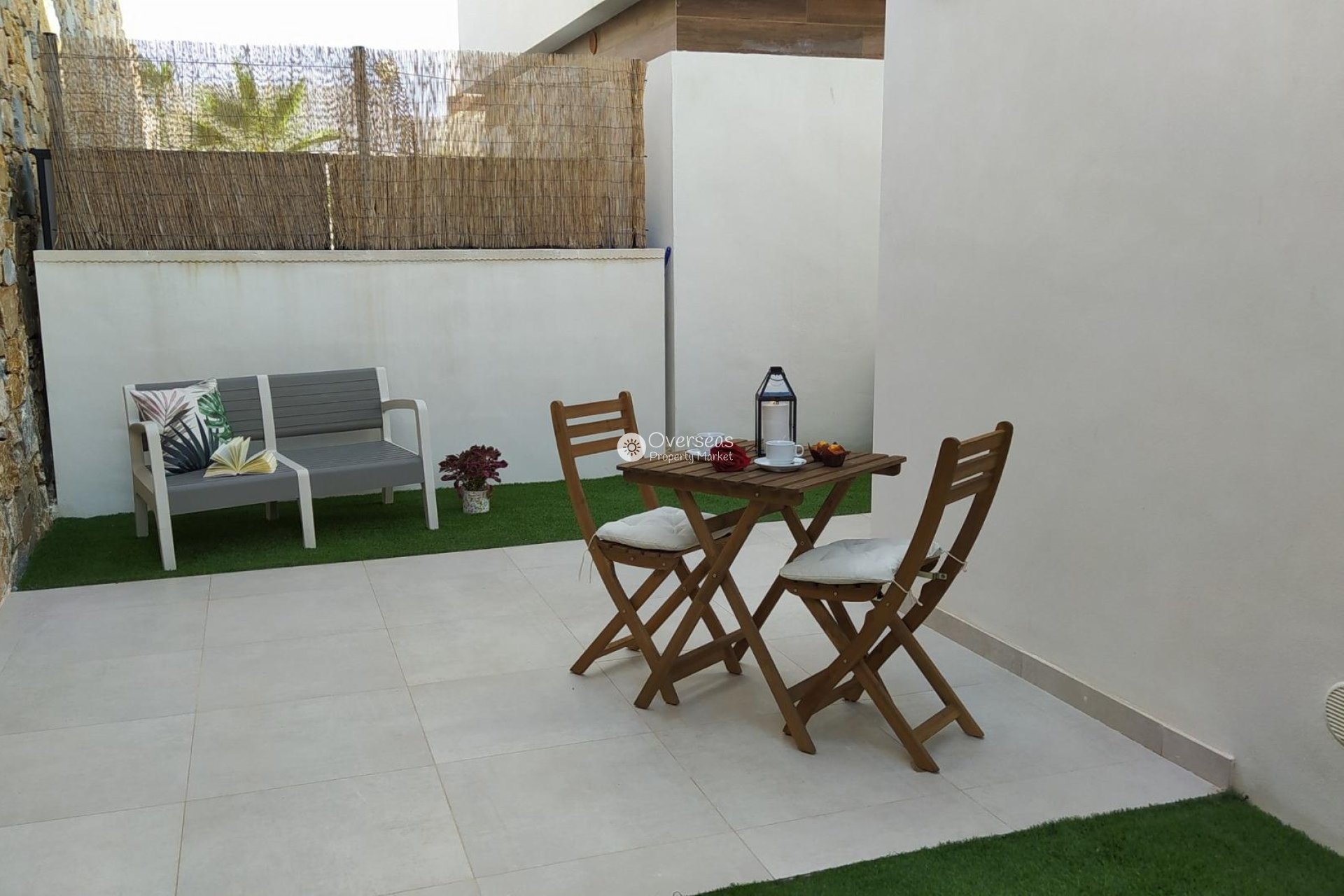 Nowy budynek - Villa -
Orihuela Costa