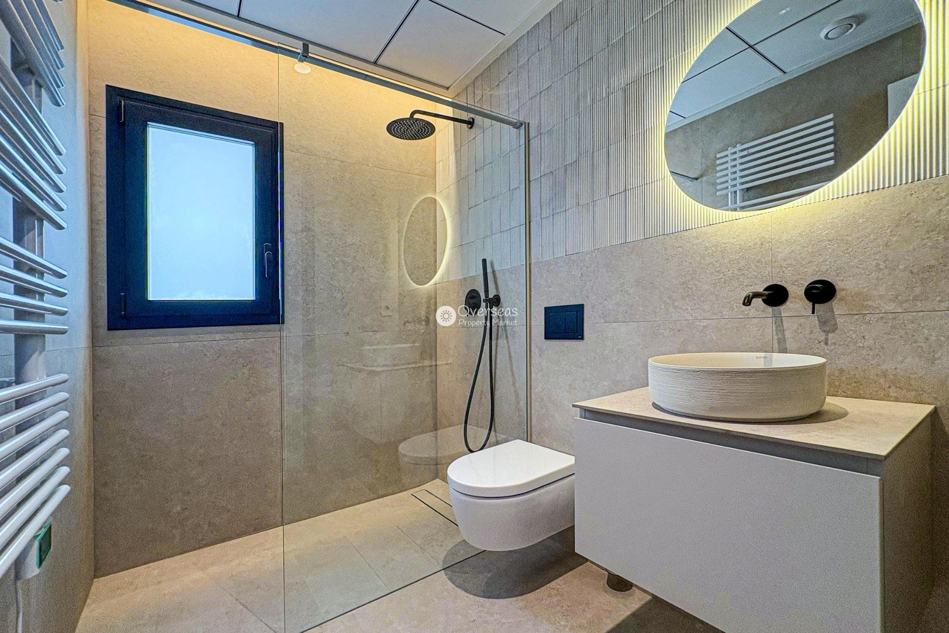 Nowy budynek - Villa -
Rojales