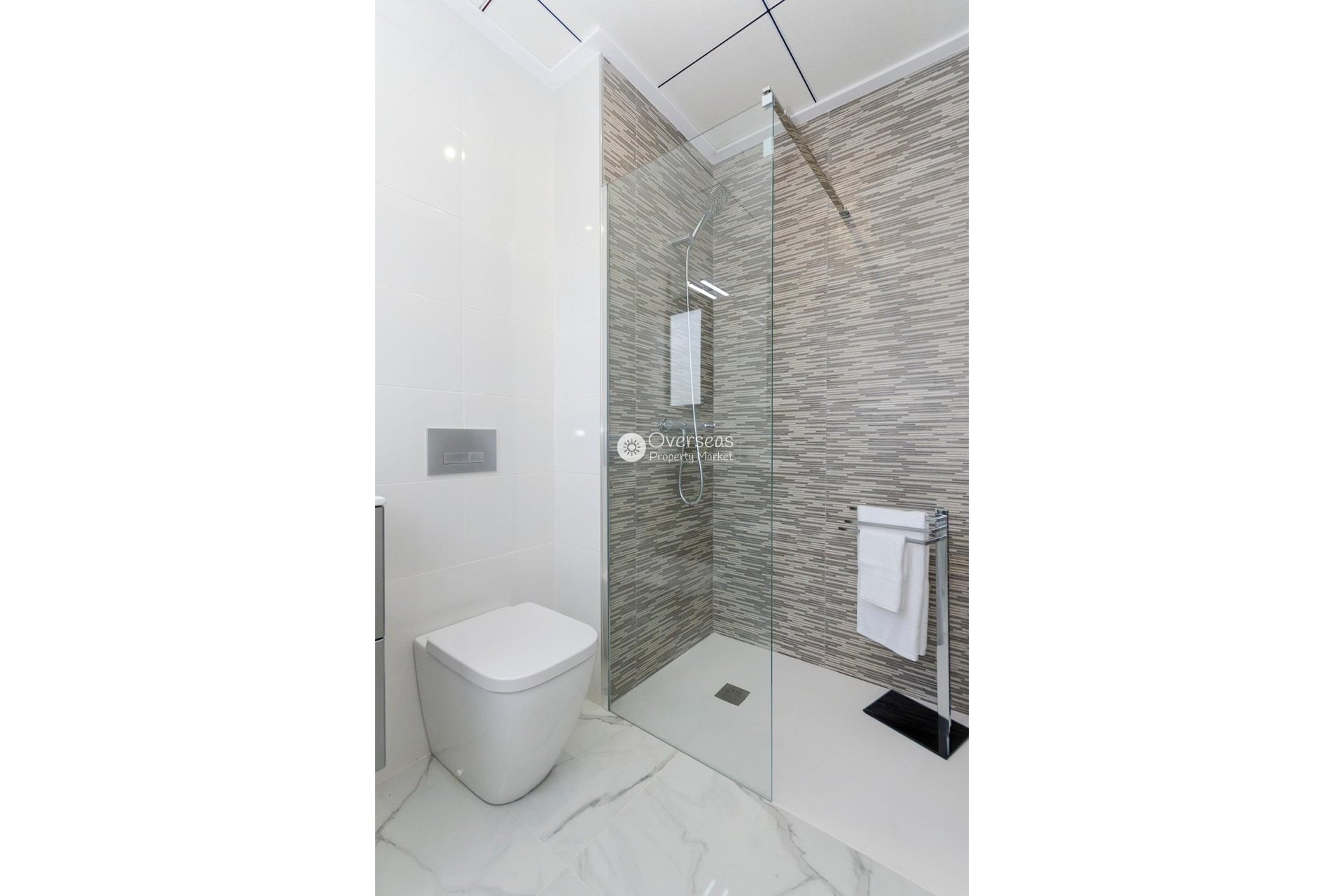 Nowy budynek - Villa -
Torrevieja - Torretas