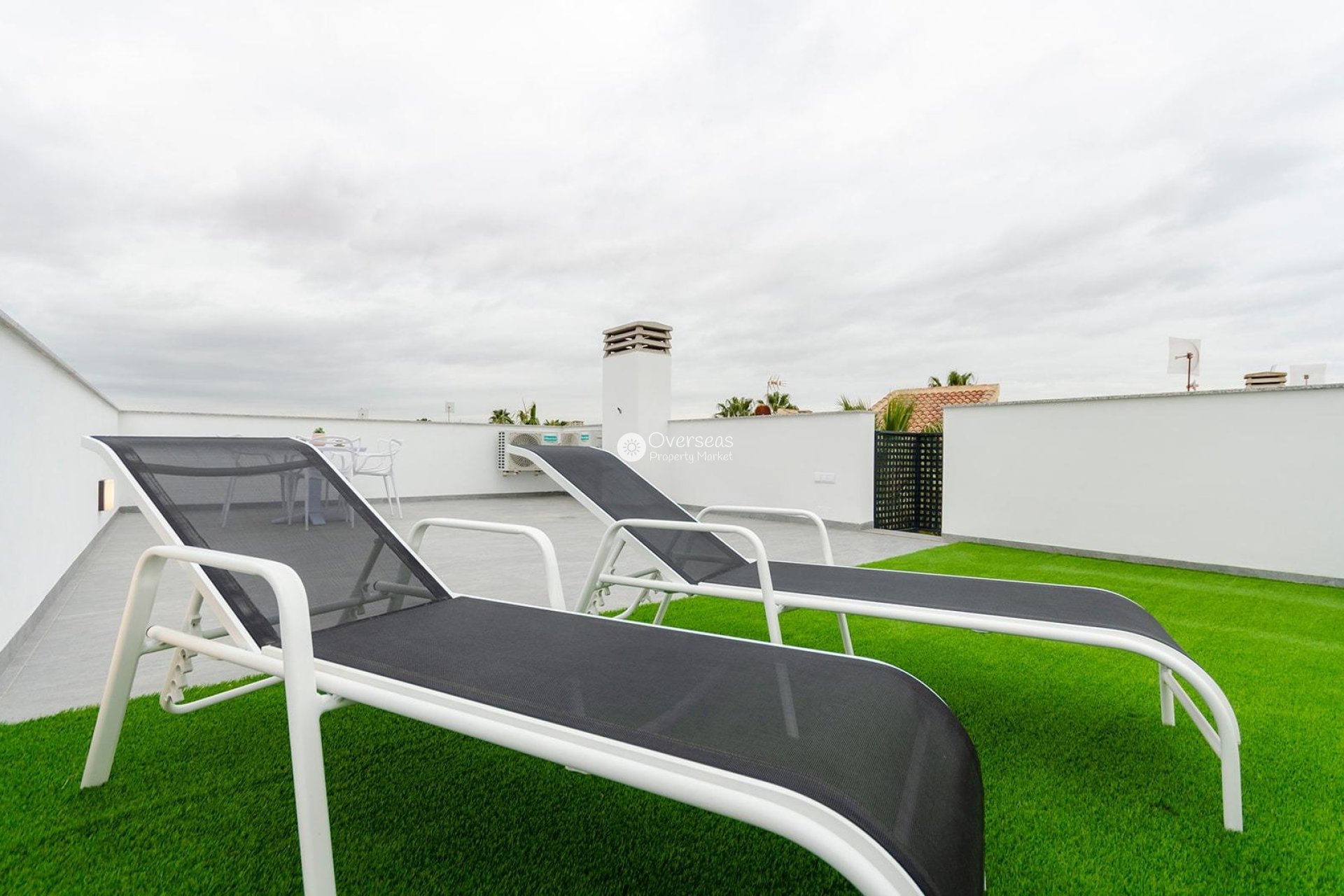 Nowy budynek - Villa -
Torrevieja - Torretas
