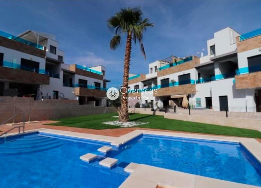 Obra nueva - Adosado -
Bigastro