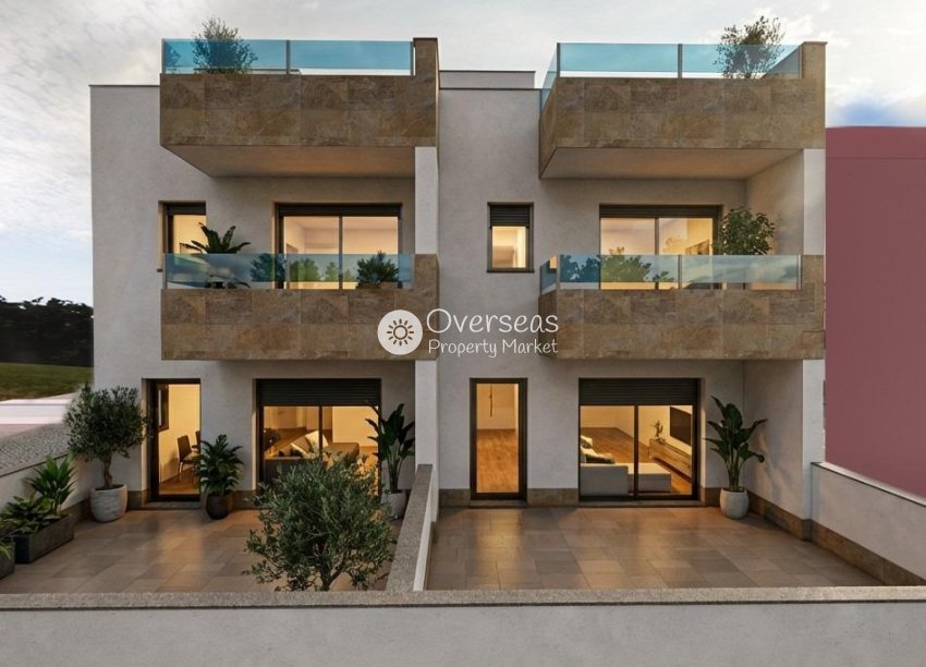 Obra nueva - Adosado -
Bigastro