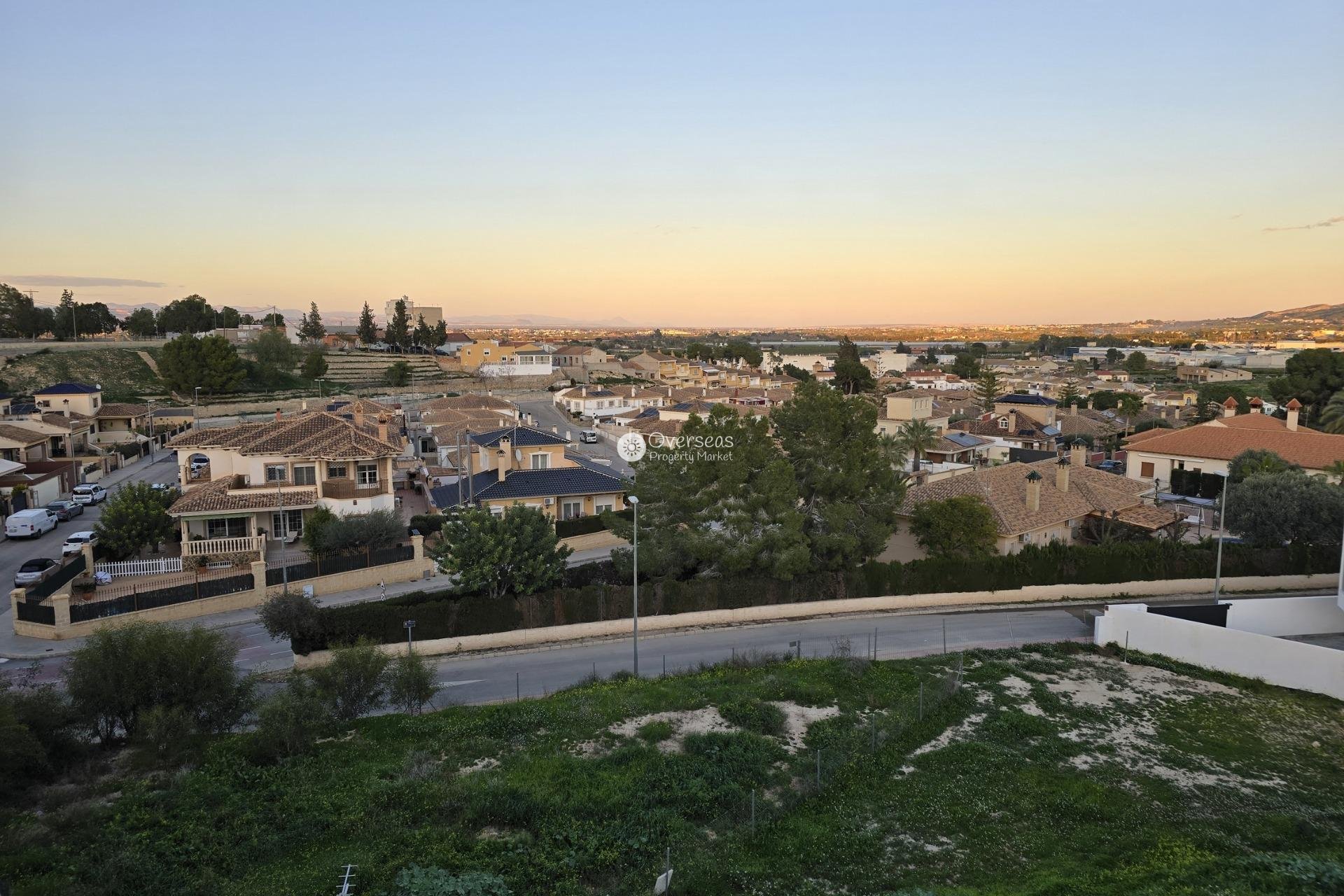 Obra nueva - Adosado -
Bigastro