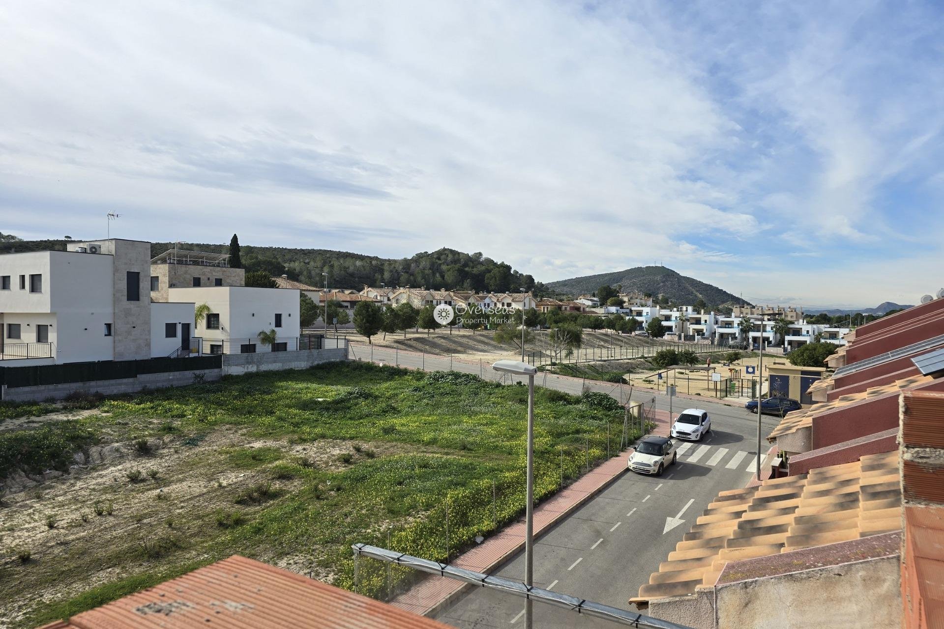 Obra nueva - Adosado -
Bigastro