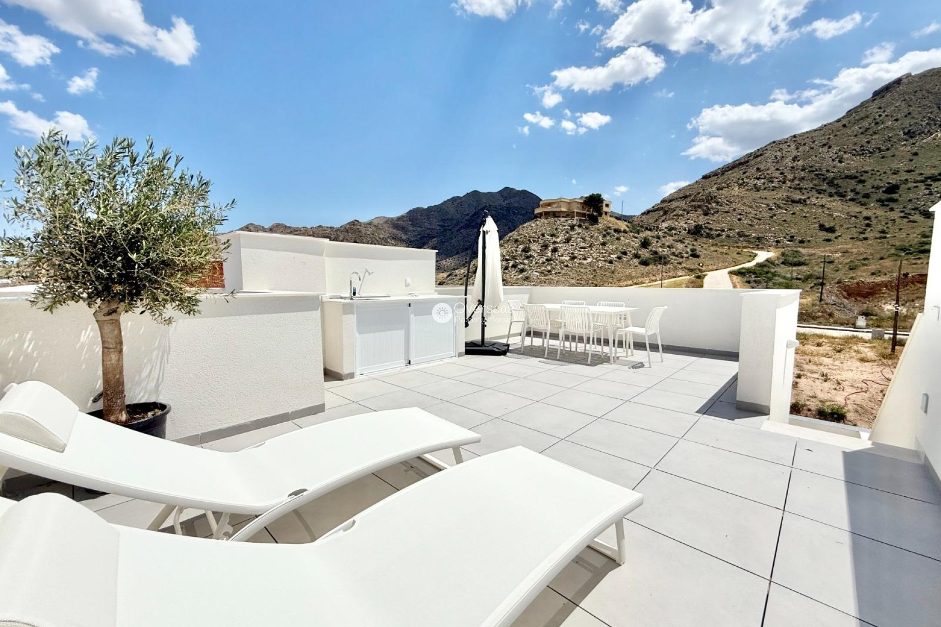 Obra nueva - Adosado -
Cox