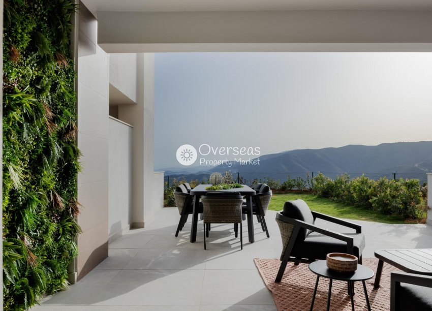 Obra nueva - Adosado -
Istán