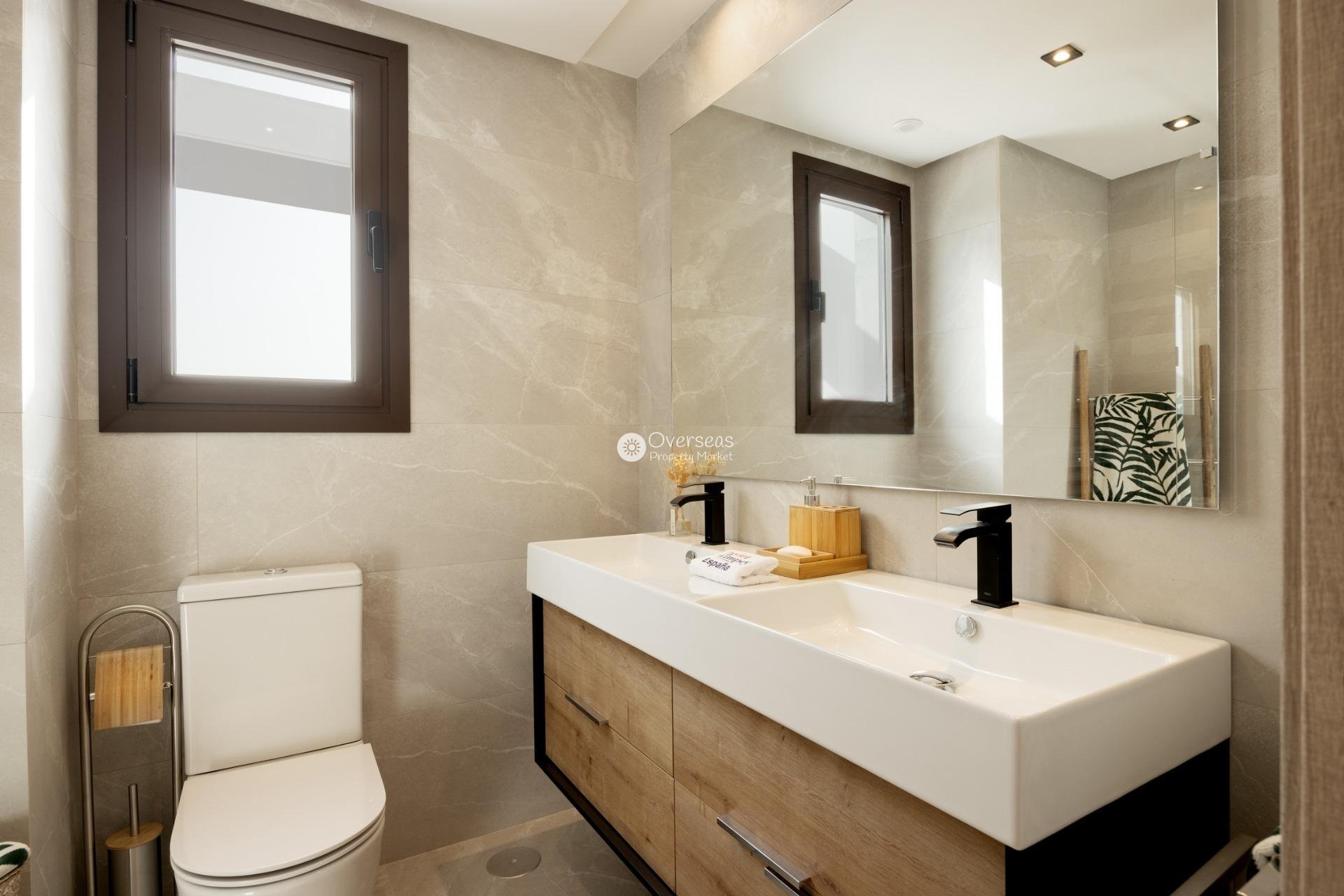 Obra nueva - Adosado -
Istán