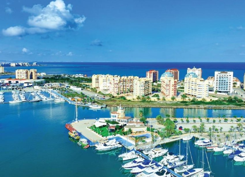 Obra nueva - Adosado -
La Manga del Mar Menor