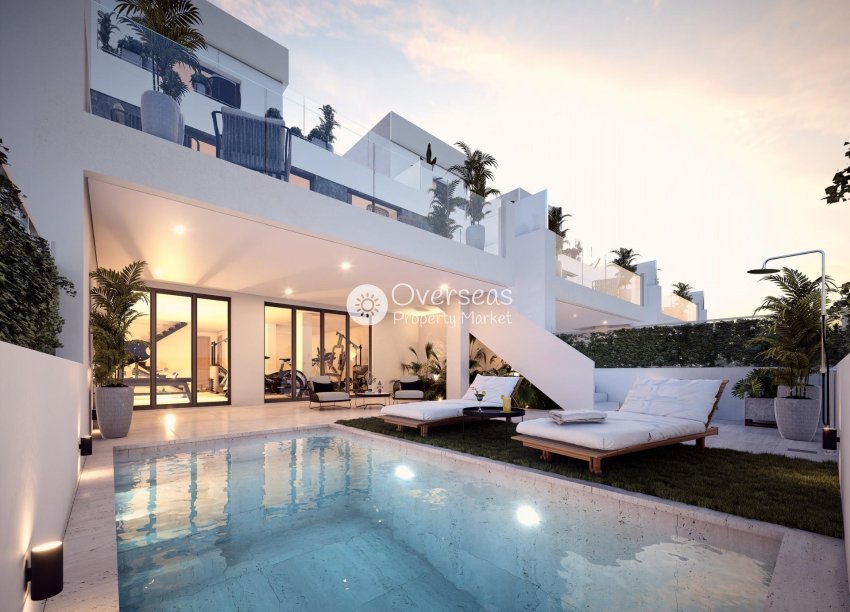 Obra nueva - Adosado -
Los Alcazares