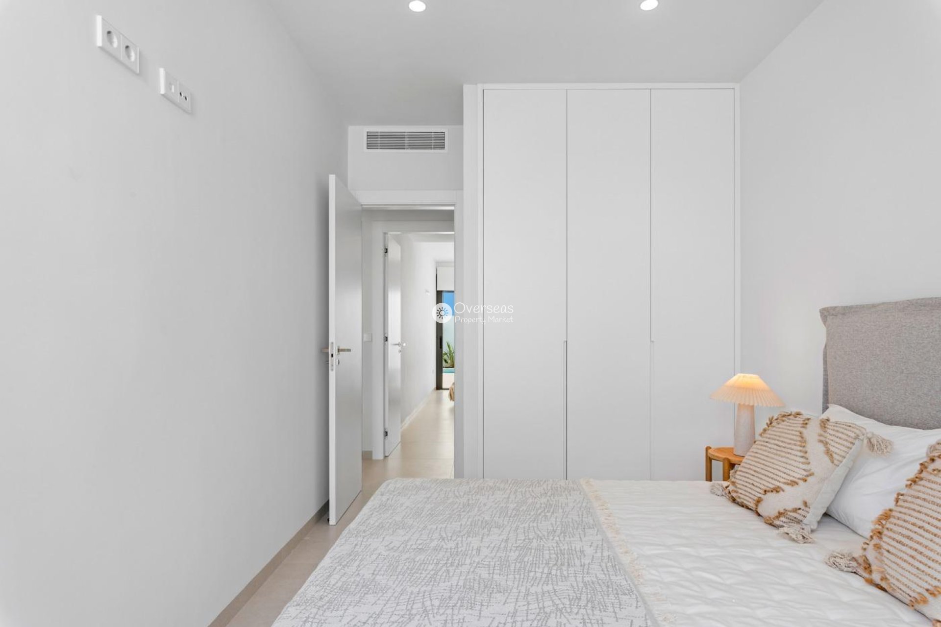 Obra nueva - Adosado -
Los Alcazares