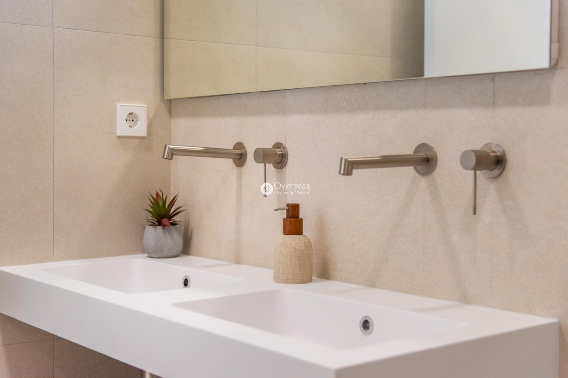 Obra nueva - Adosado -
Los Alcazares