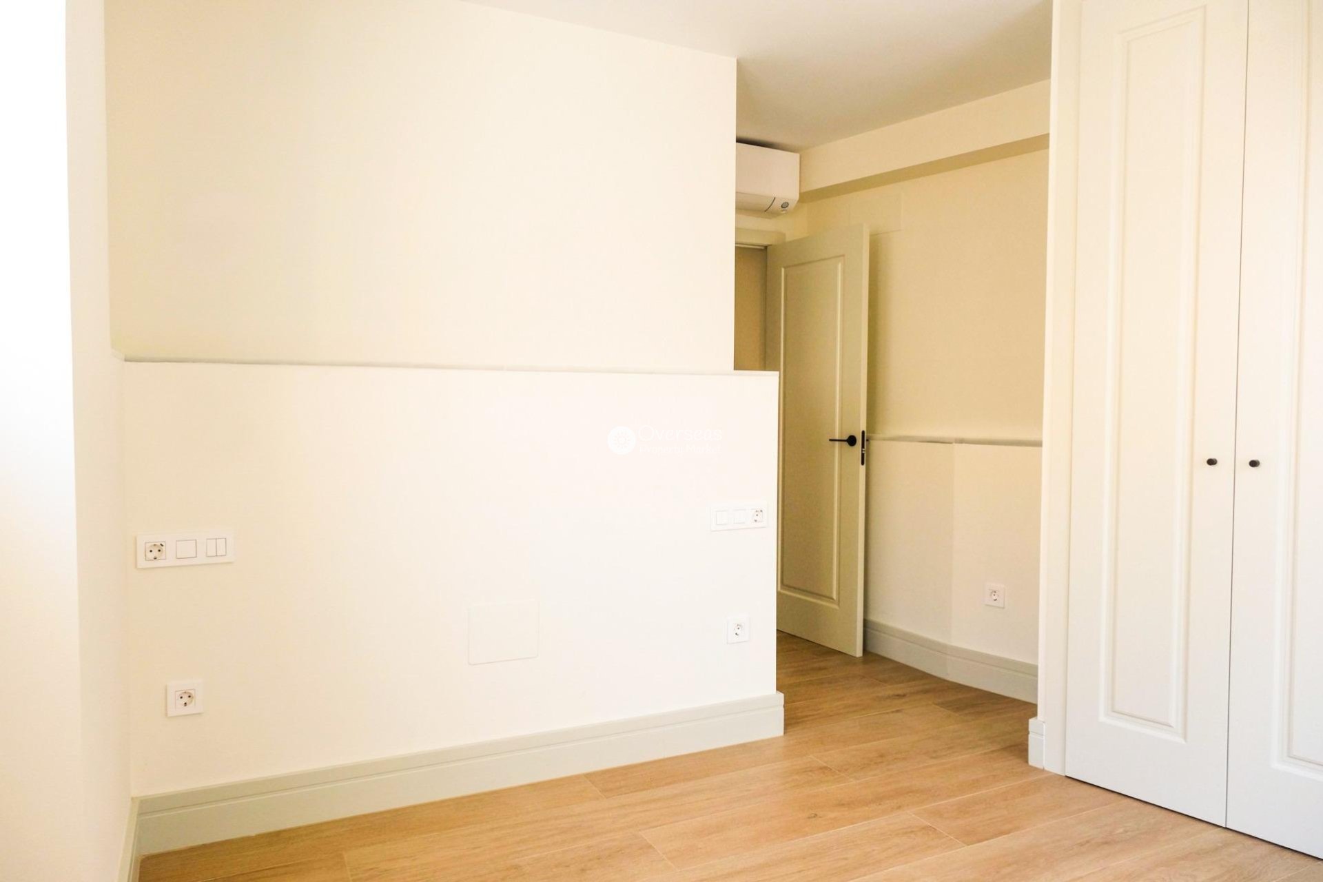 Obra nueva - Adosado -
Málaga