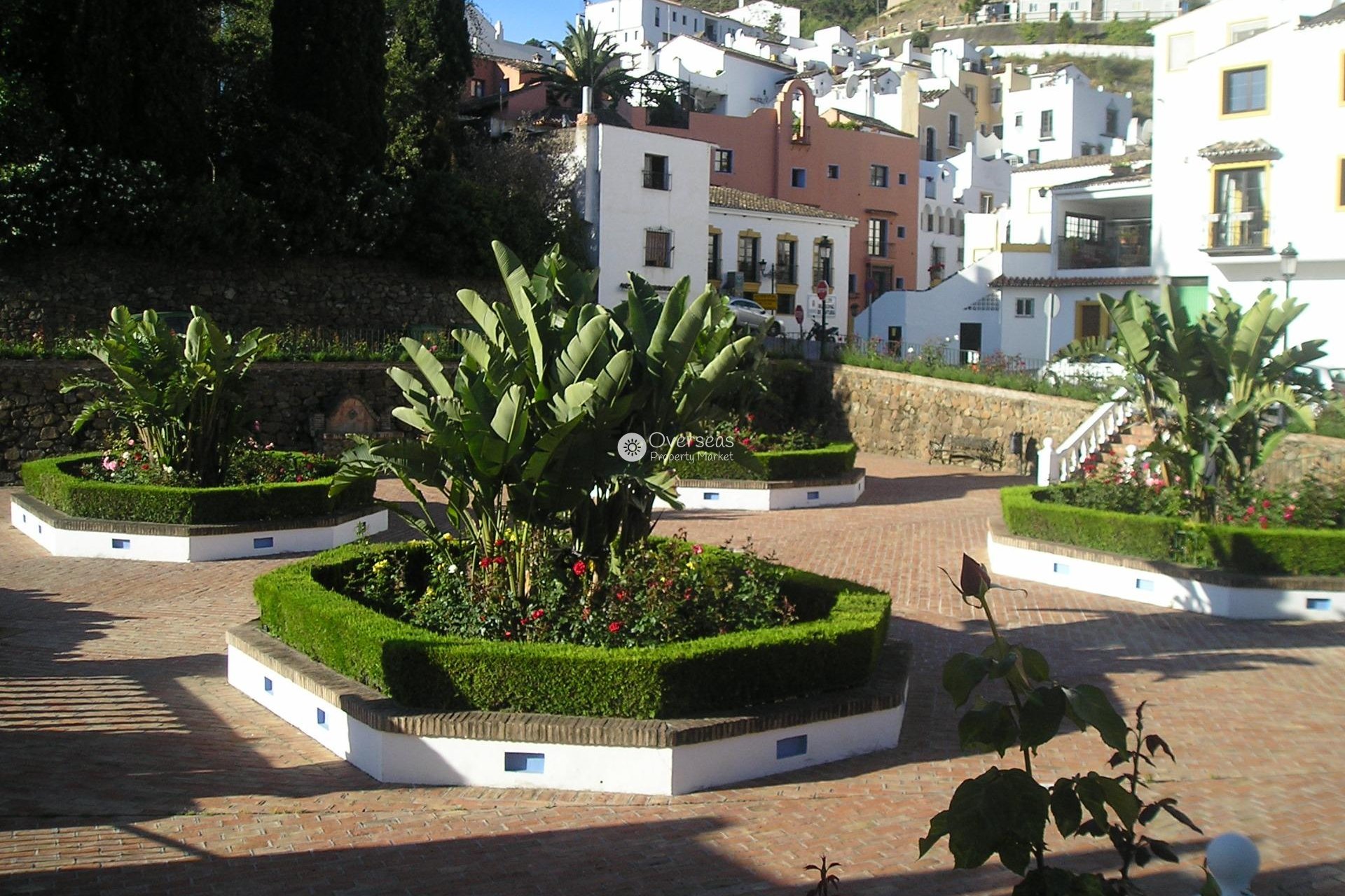 Obra nueva - Apartamento / piso -
Benahavís