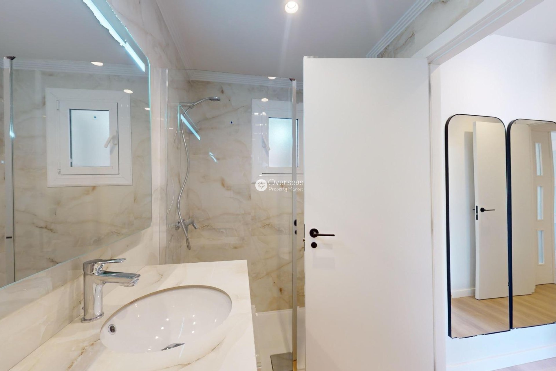 Obra nueva - Apartamento / piso -
San Miguel de Salinas - Pueblo