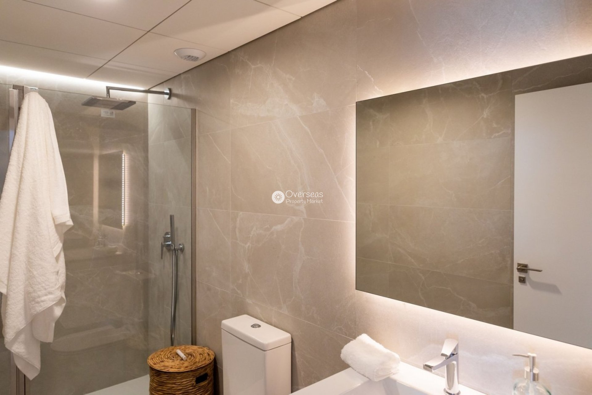 Obra nueva - Apartamento / piso -
Santa Pola