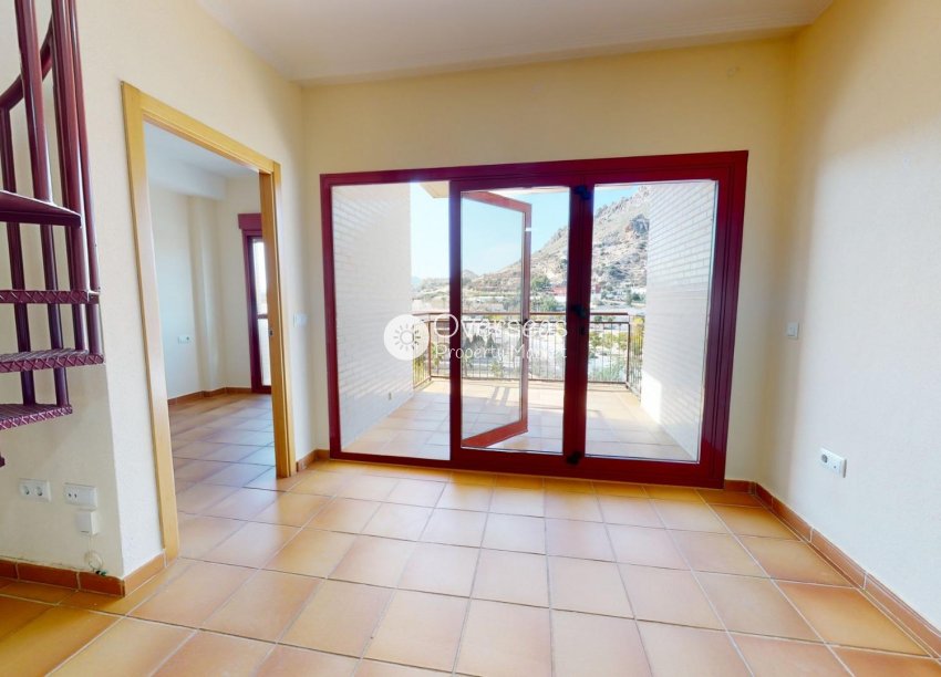 Obra nueva - Ático -
Archena