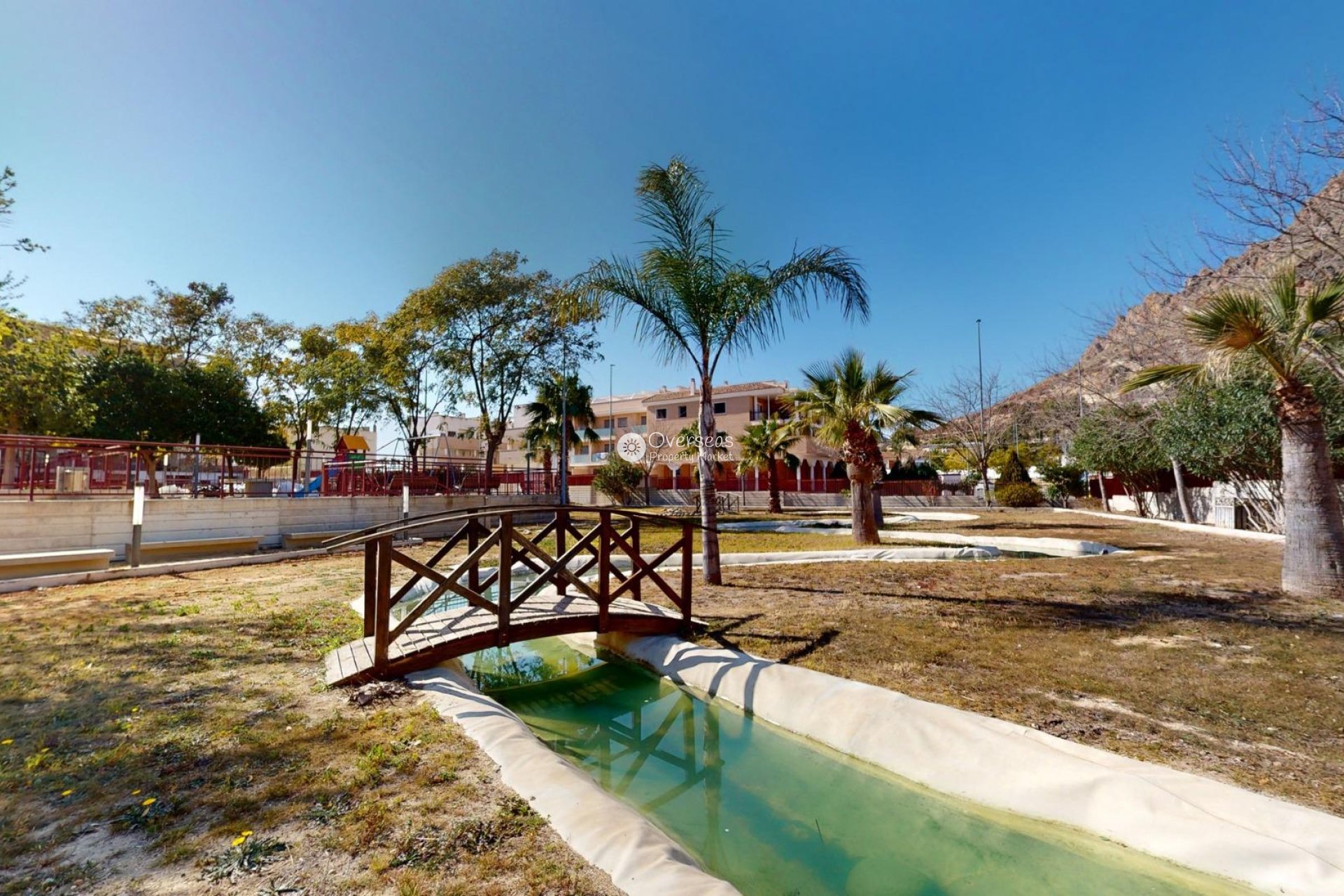 Obra nueva - Ático -
Archena