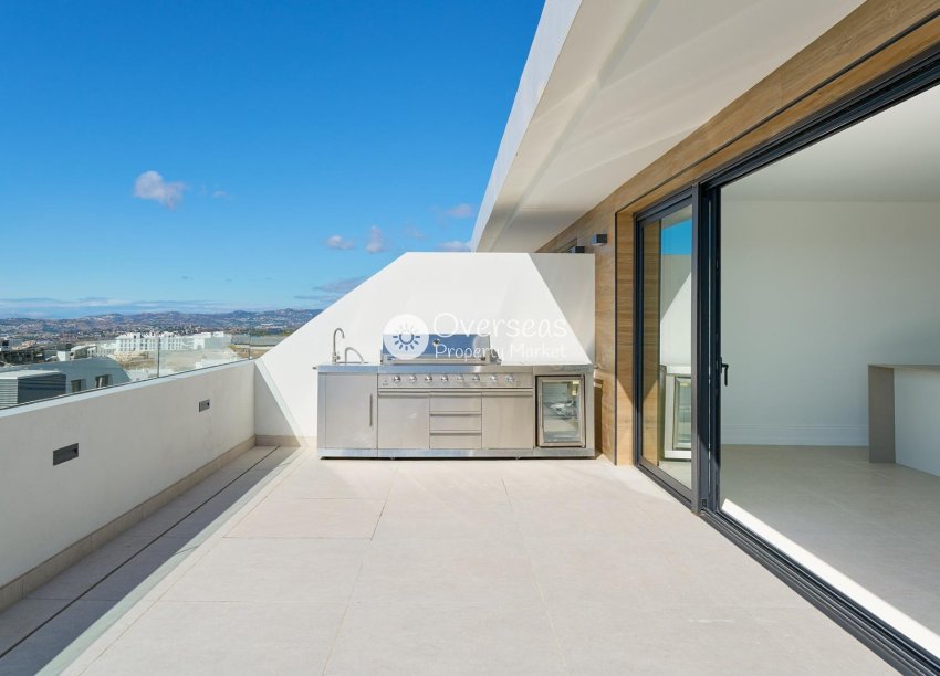 Obra nueva - Ático -
Fuengirola