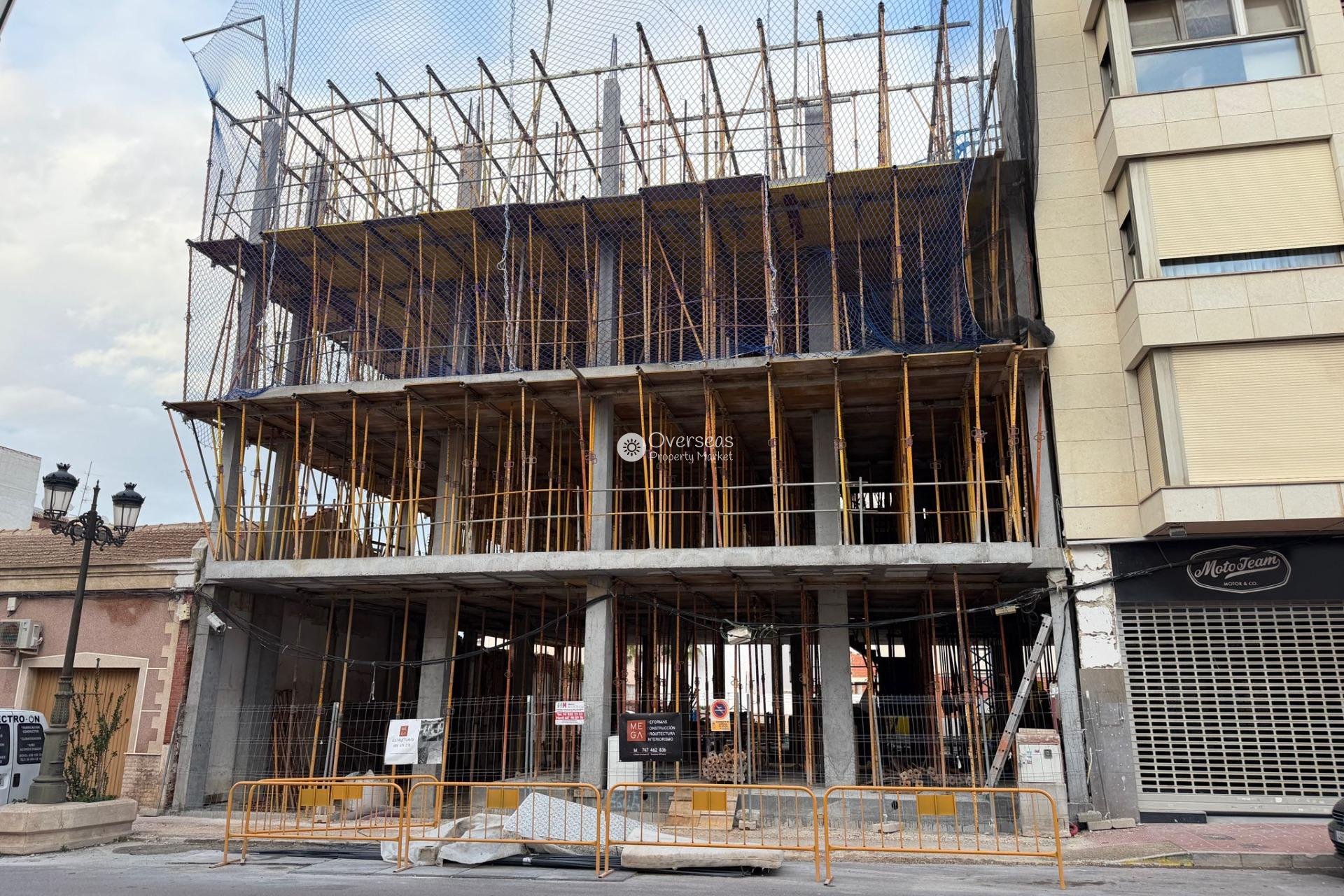 Obra nueva - Ático -
Guardamar del Segura