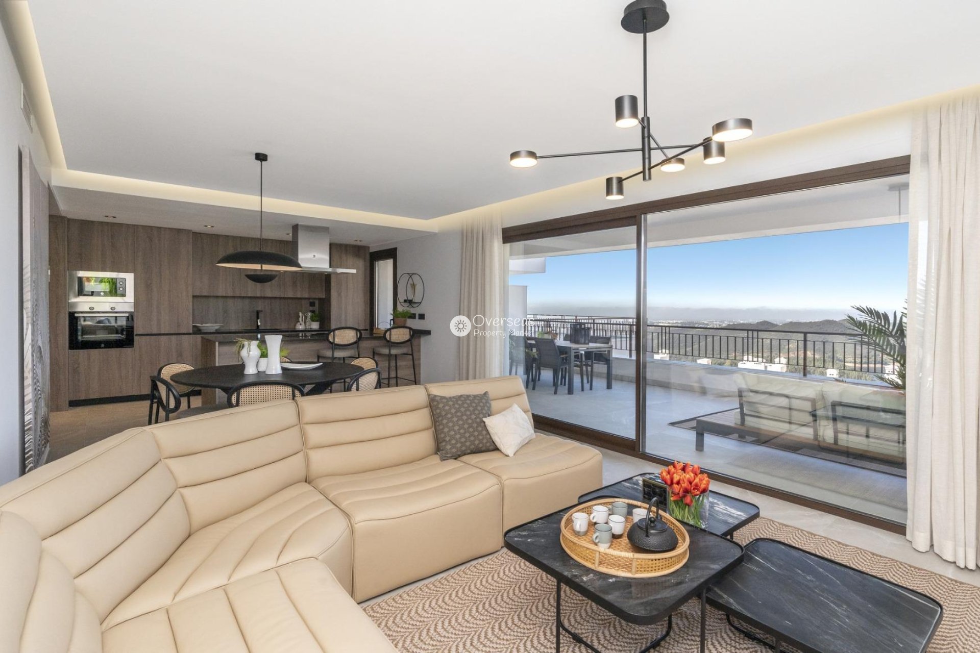 Obra nueva - Ático -
Istán