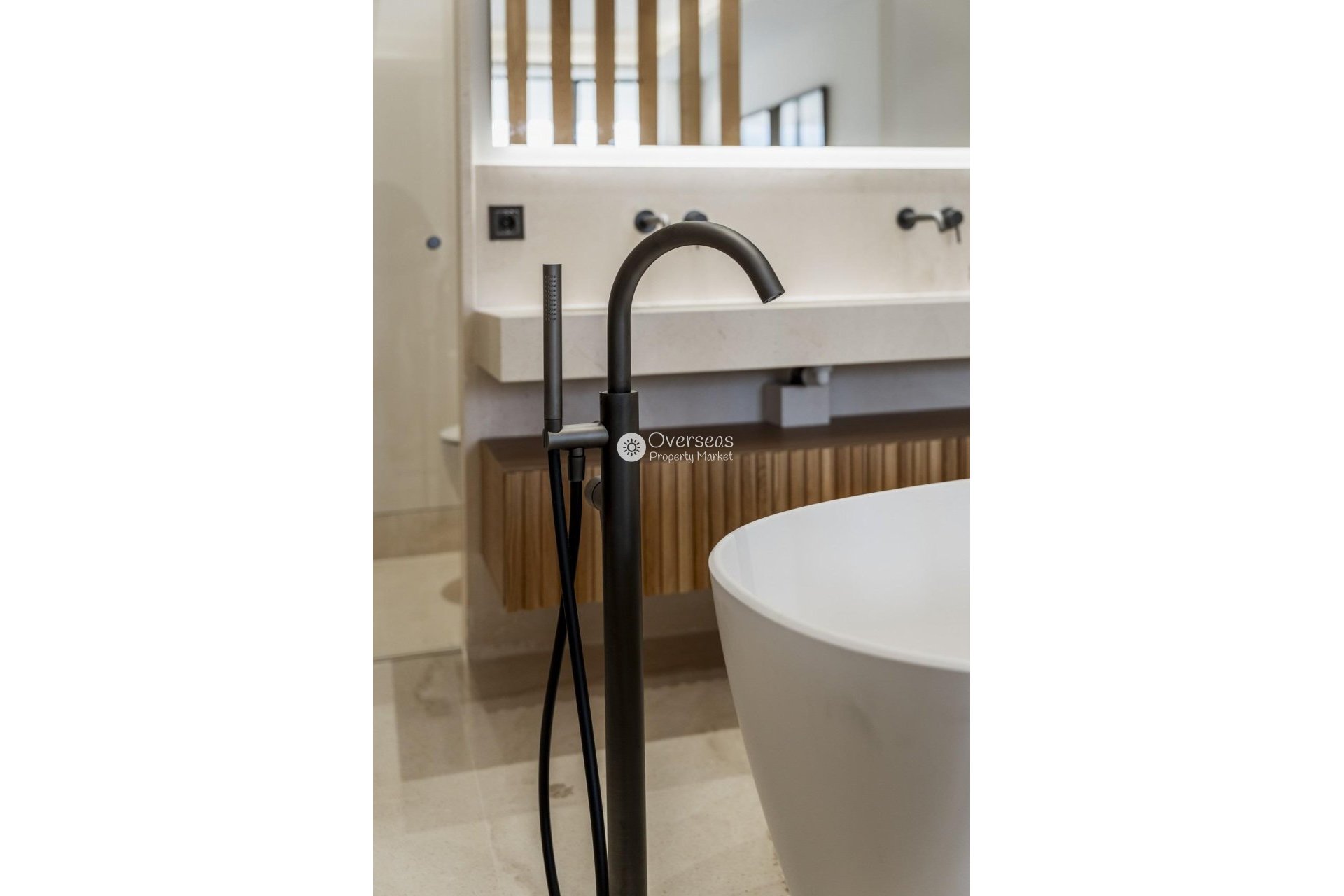 Obra nueva - Ático -
Marbella