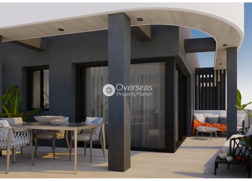 Obra nueva - Ático -
Torrevieja