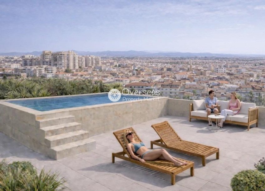 Obra nueva - Ático -
Torrevieja