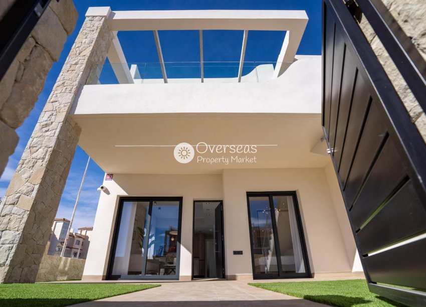 Obra nueva - Bungalow -
Pilar de la Horadada - pueblo