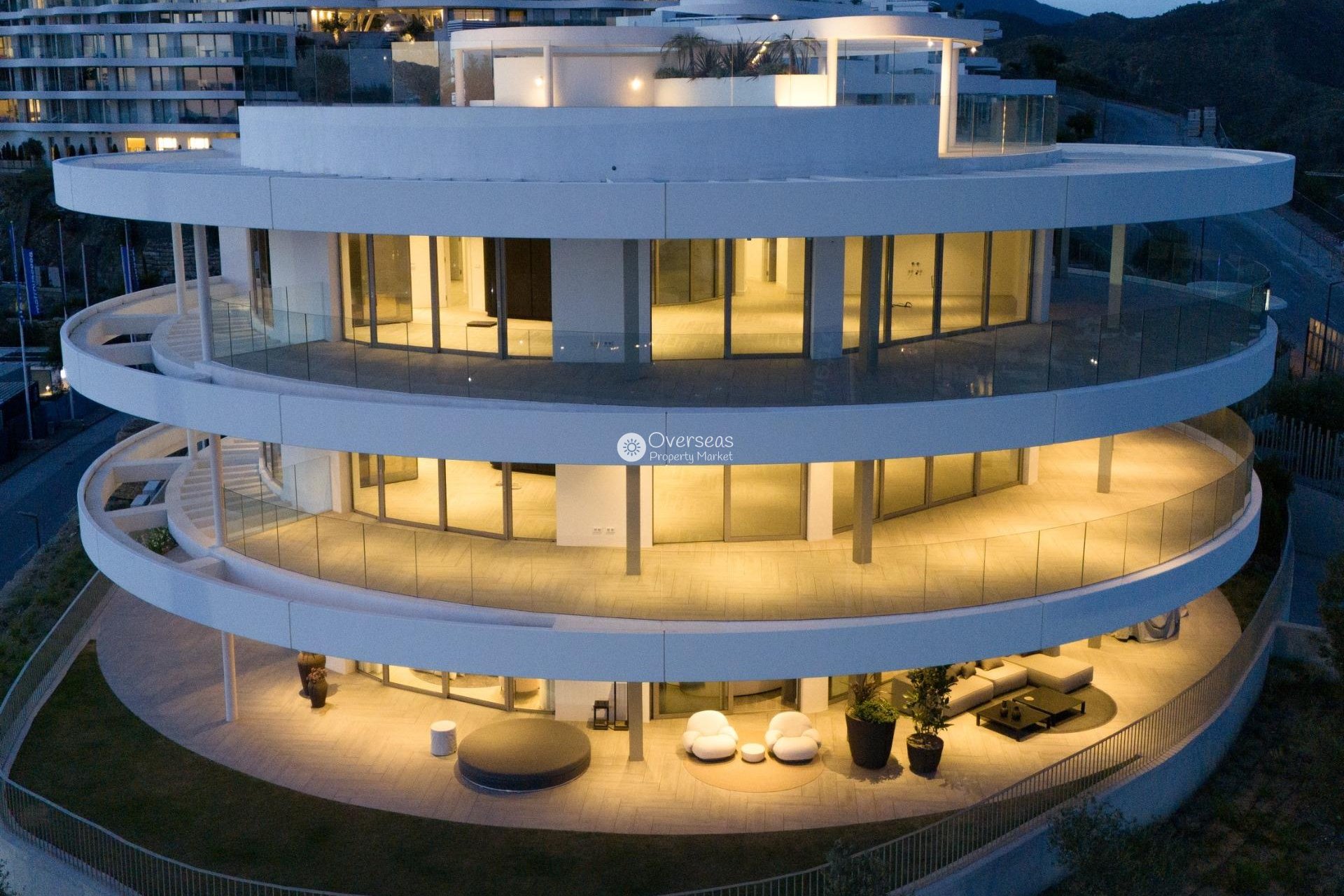 Obra nueva - Ground floor apartment -
Benahavís