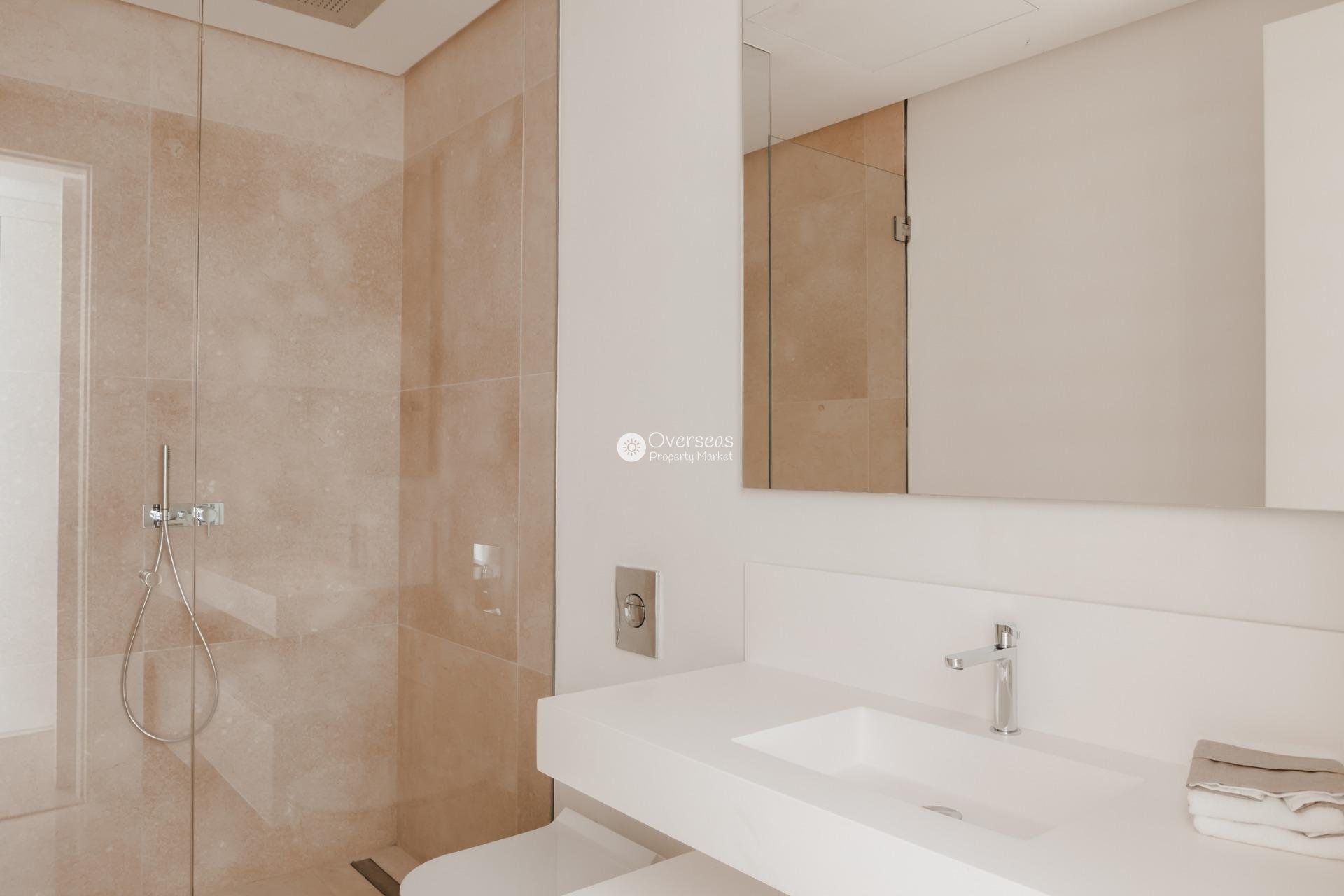 Obra nueva - Ground floor apartment -
Benahavís