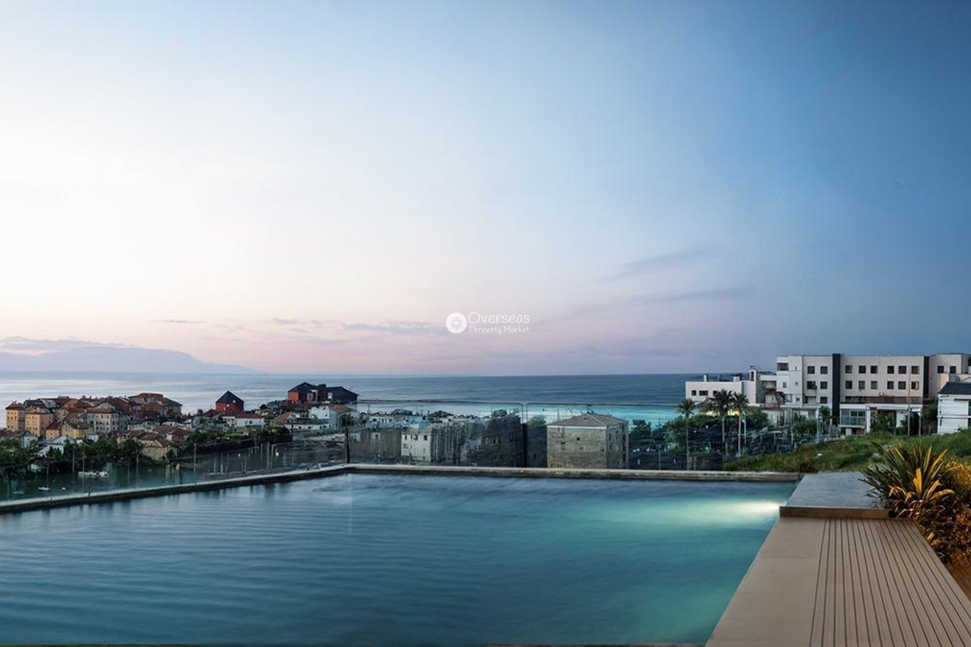 Obra nueva - Ground floor apartment -
Estepona