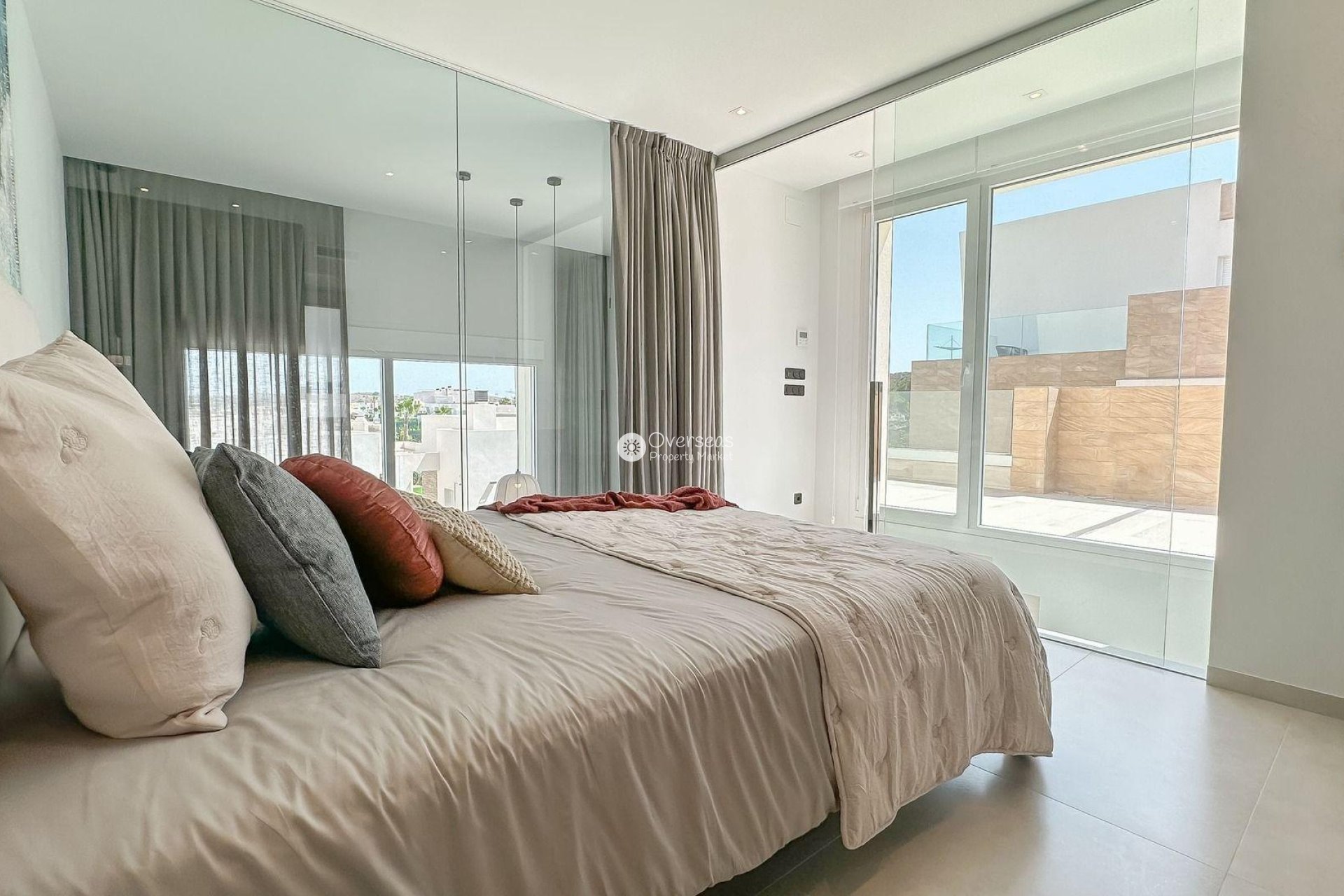 Obra nueva - Semidetached -
Algorfa