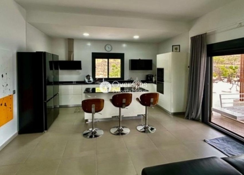 Obra nueva - Villa -
Abanilla