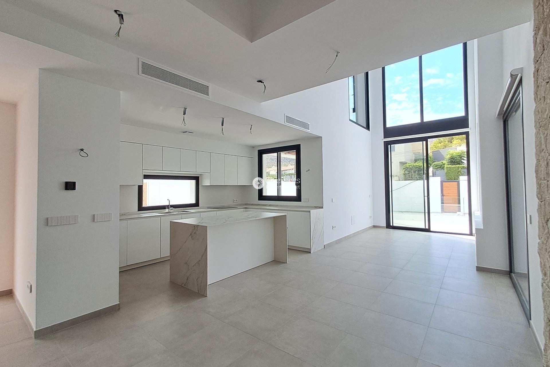 Obra nueva - Villa -
Alfas del Pi